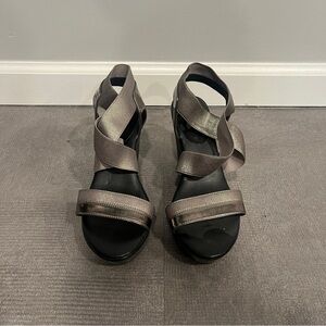 Charles by Charles David Women's Black and bronze wedge Sandals 8.5